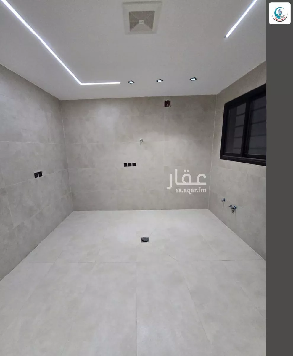 5 bedroom floor in Ash Sharq 3