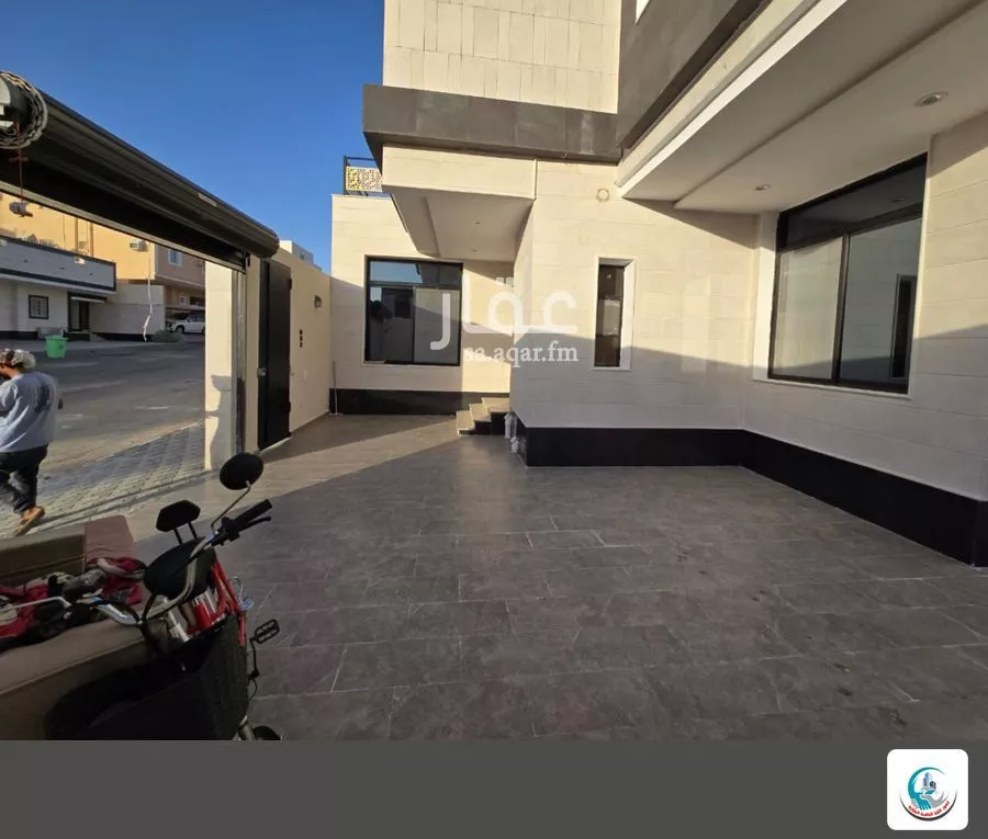 فيلا 7 غرف في العكيشية 3