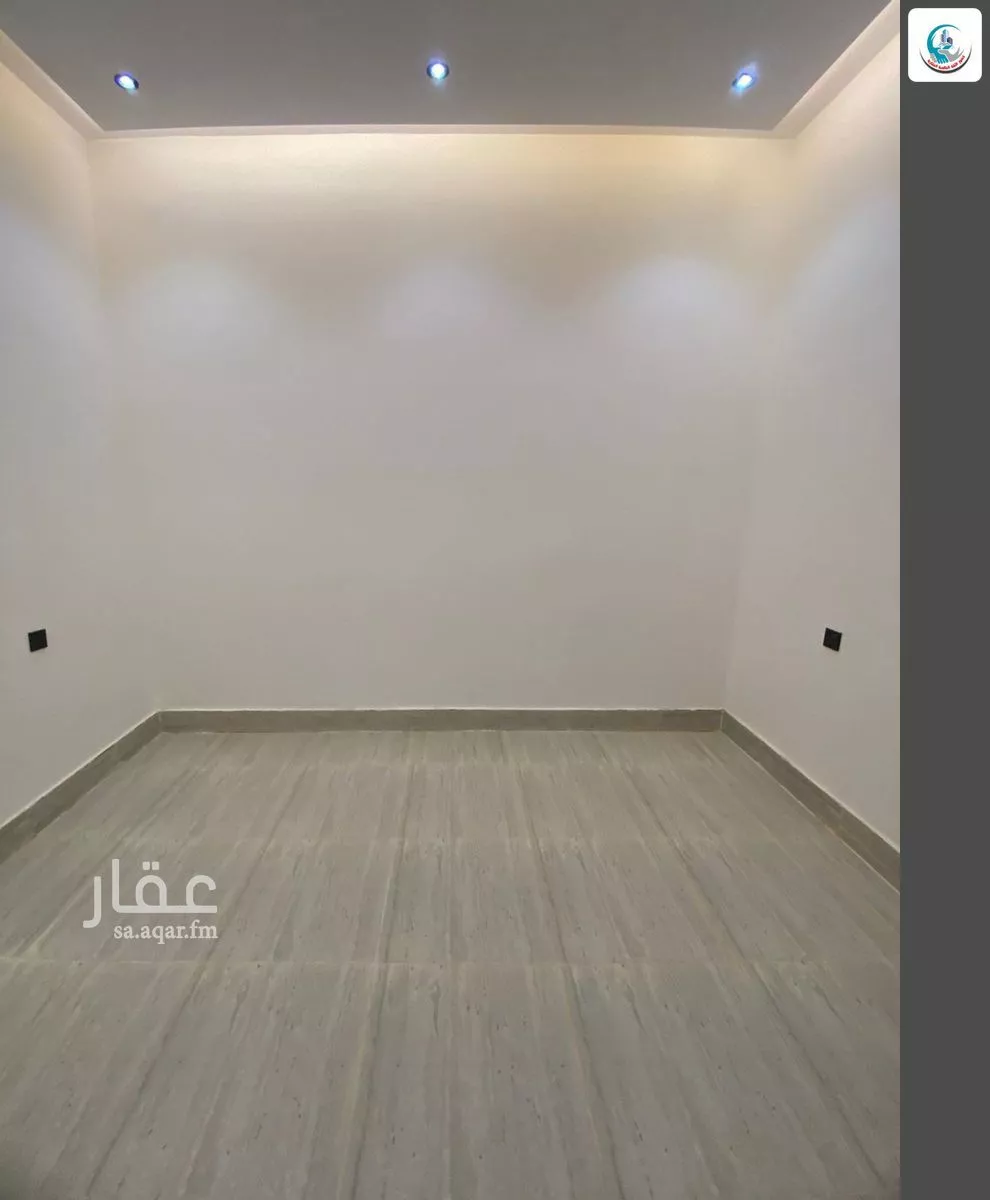 8 bedroom villa in Tuwaiq, Riyadh 12