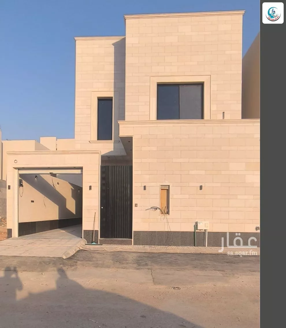 فيلا 8 غرف في الجنادرية 3