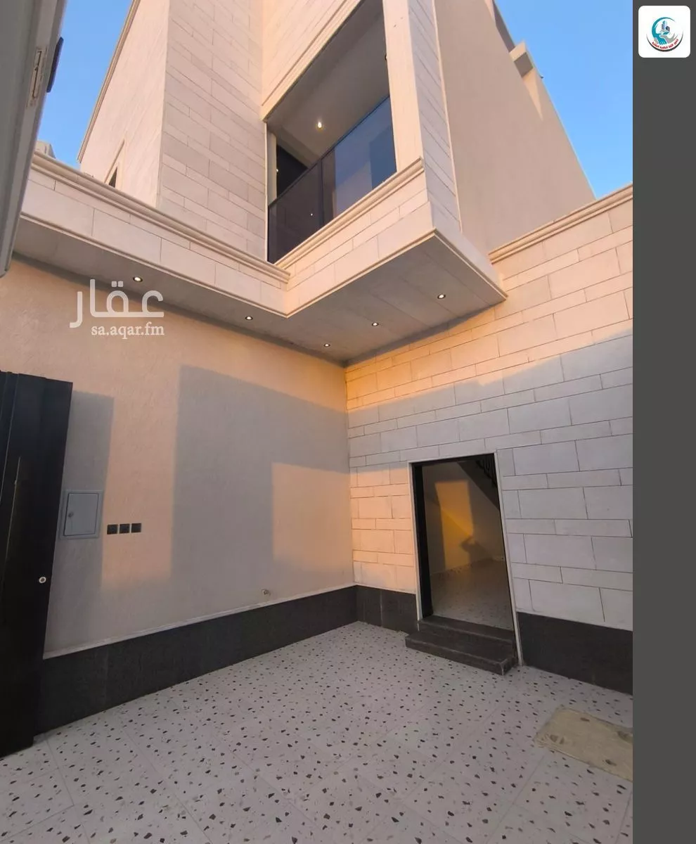 فيلا 5 غرف في الجنادرية 3