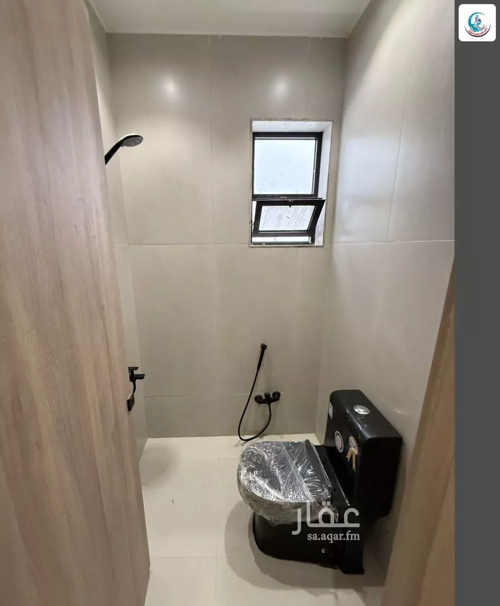 شقة 5 غرف في الجنادرية 5