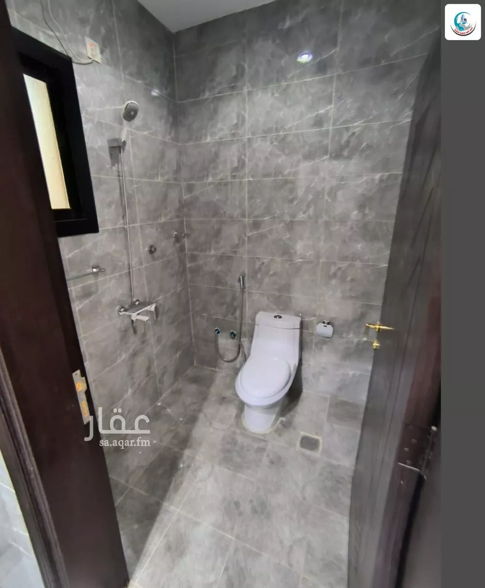 8 bedroom villa in Az Zomorod, Jeddah 5