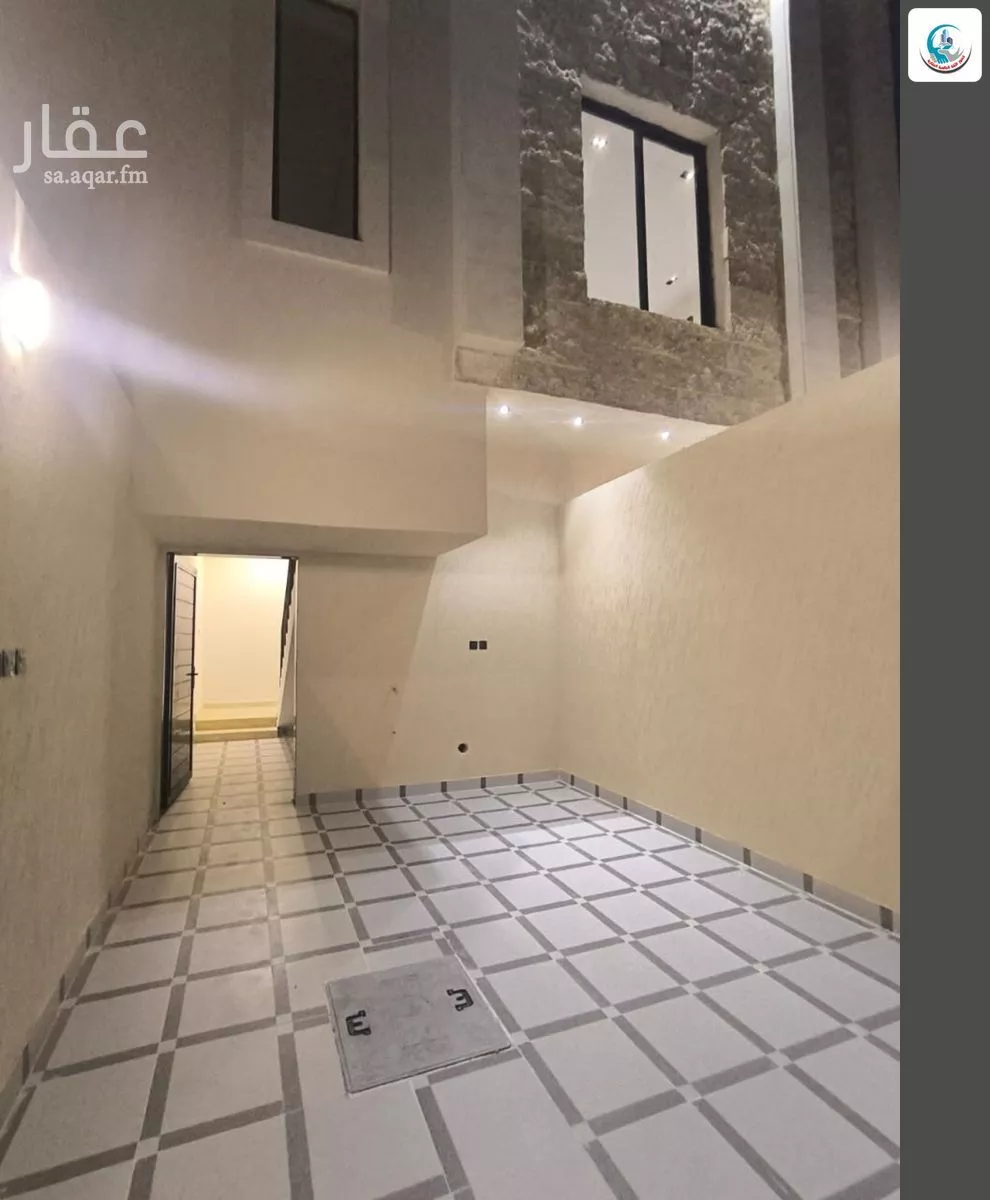 فيلا 5 غرف في الجنادرية 3