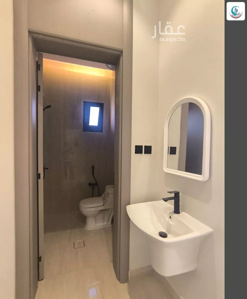 فيلا 5 غرف في الجنادرية 5