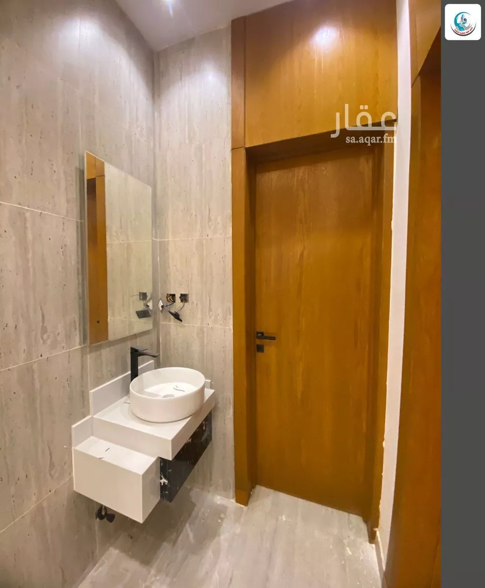 5 bedroom villa in Okaz, Riyadh 16