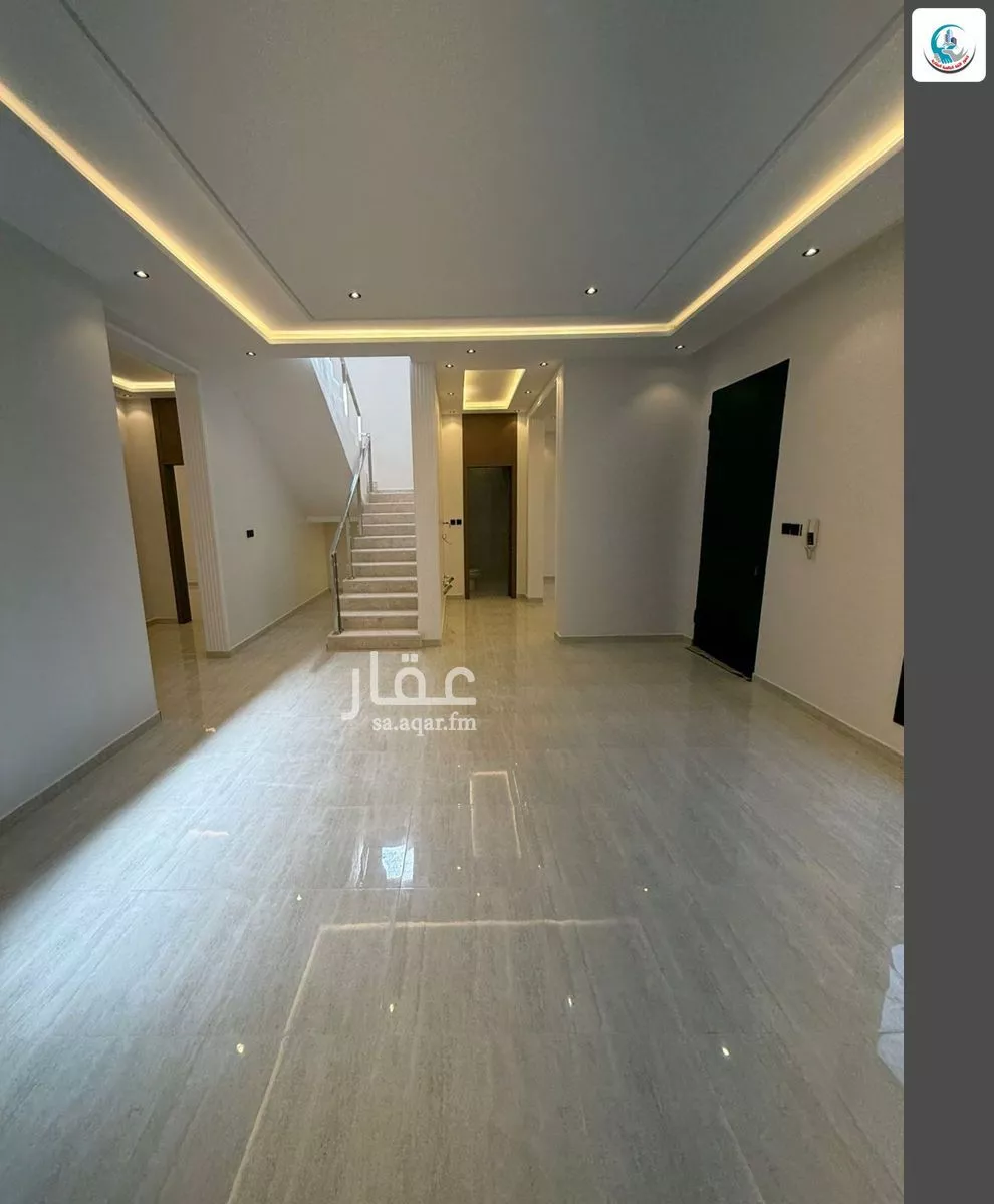 فيلا 11 غرف في الرمال 3