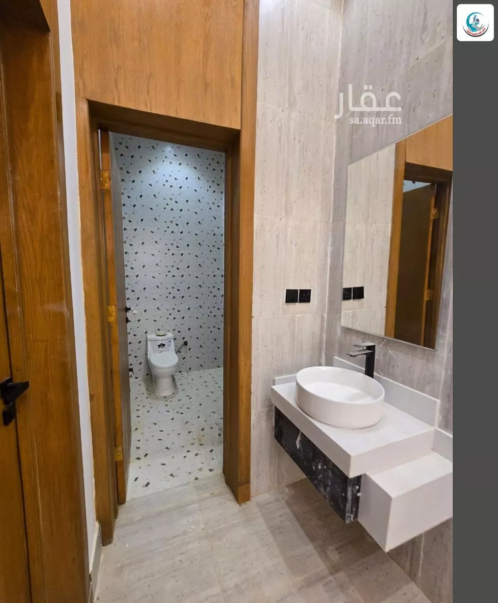 8 bedroom villa in Tuwaiq, Riyadh 12