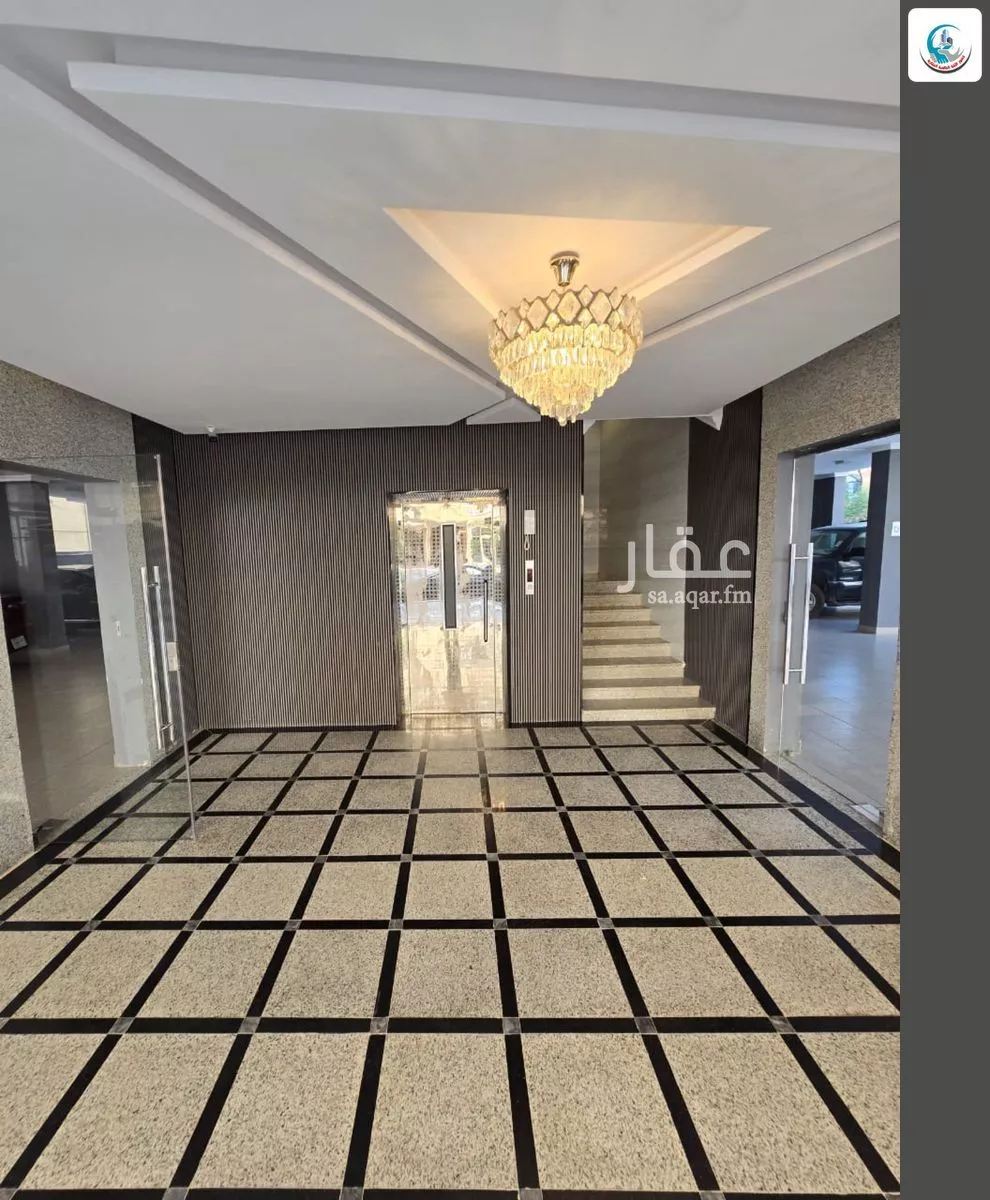 شقة 6 غرف في الريان 4