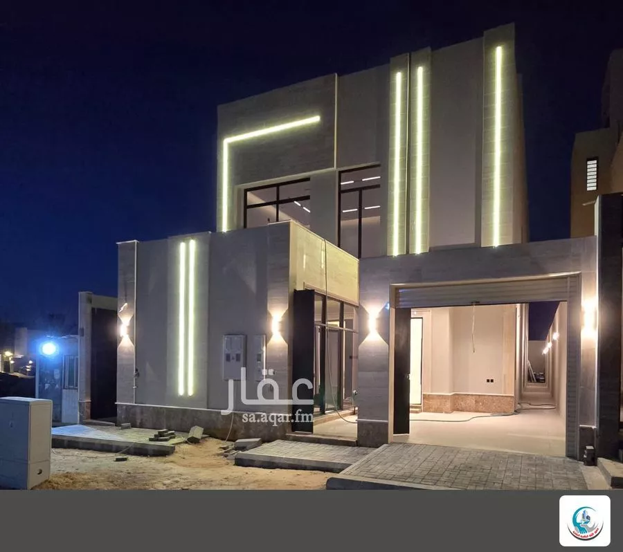 فيلا 8 غرف في الشرق 2