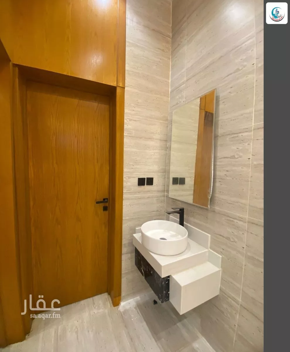 5 bedroom villa in Okaz, Riyadh 10