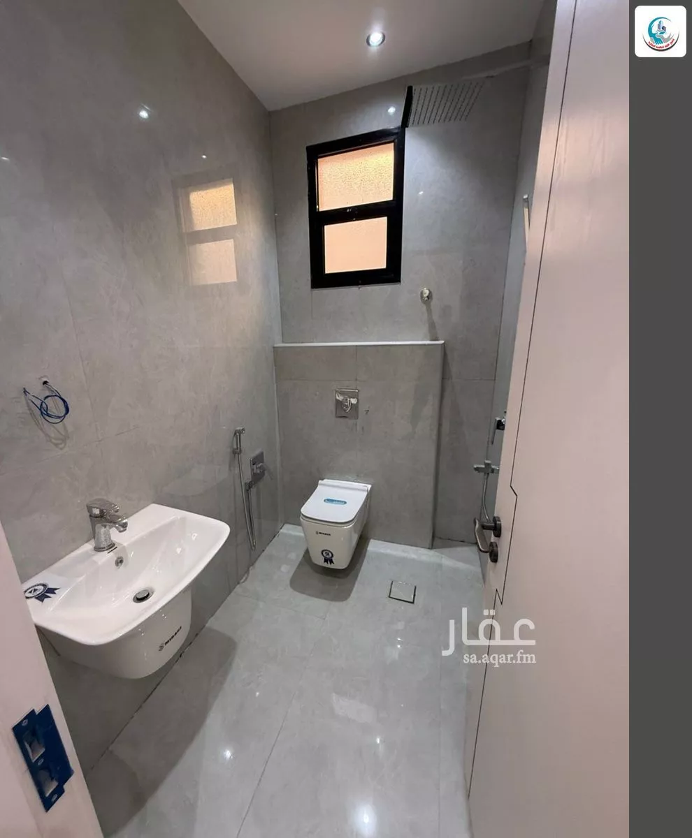 6 bedroom apartment in Al Rimal 5