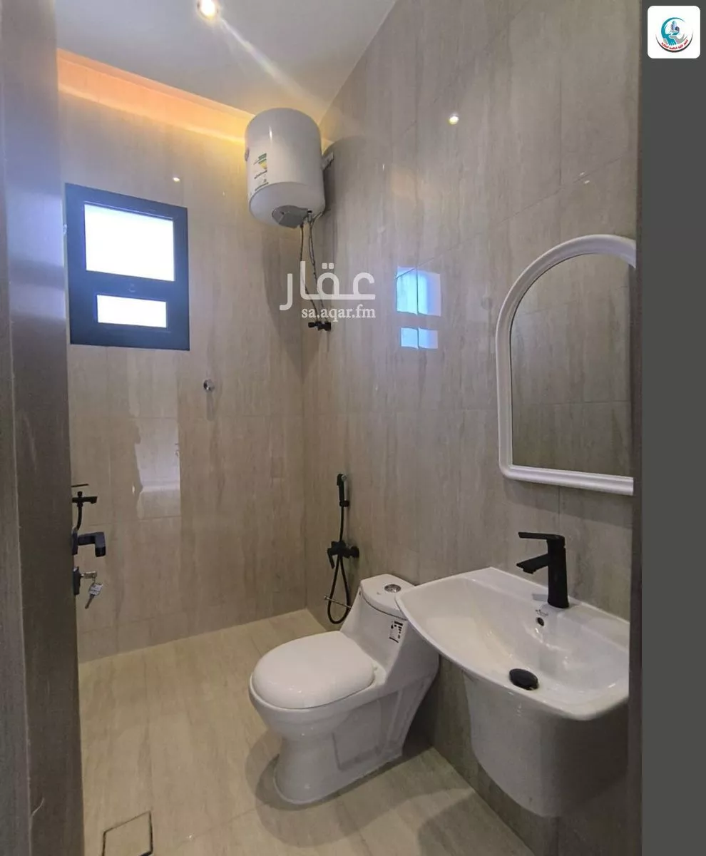 4 bedroom villa in Al Janadriyah, Riyadh 8