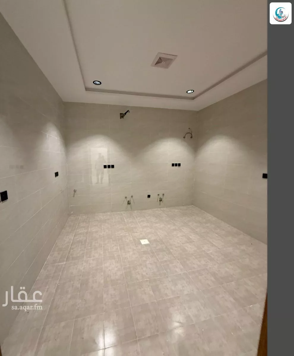 فيلا 7 غرف في الفروسية 5