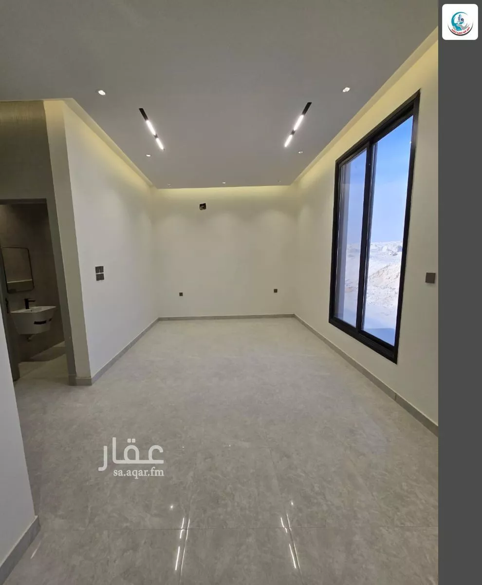 13 bedroom villa in Al Janadriyah, Riyadh 17