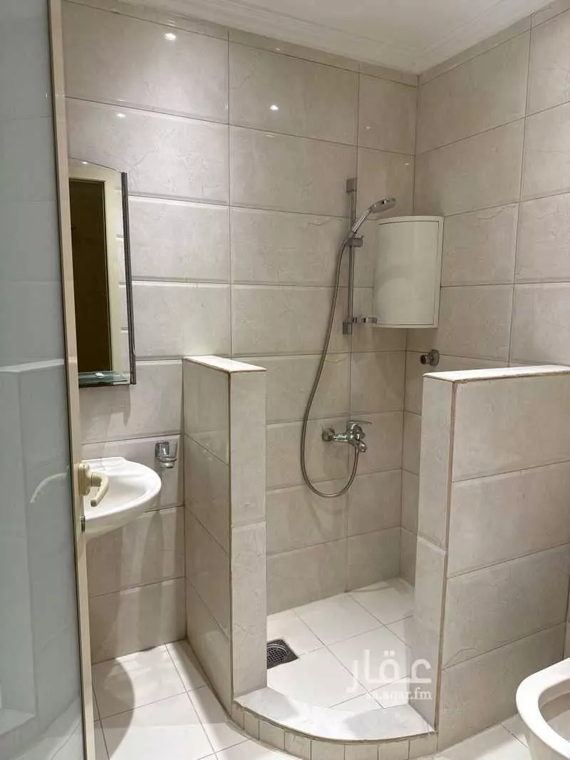 5 bedroom apartment in Al Mazrouiyah, Eastern Province 15