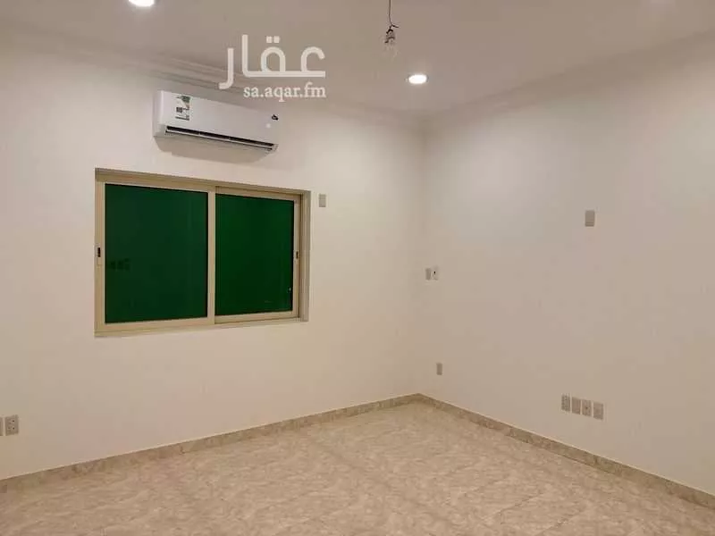 8 bedroom villa in East Beach, Eastern Province 8