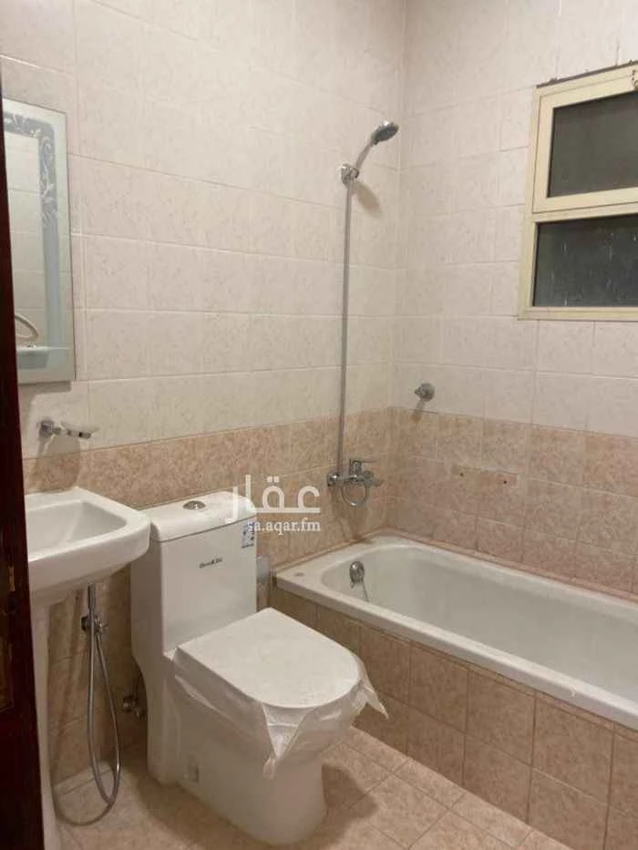 6 bedroom apartment in Al Mazrouiyah, Eastern Province 12