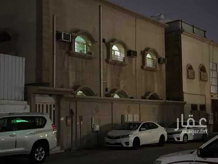 عمارة 313 م² في مدينة العمال 1