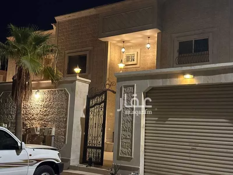 8 bedroom villa in East Beach 1