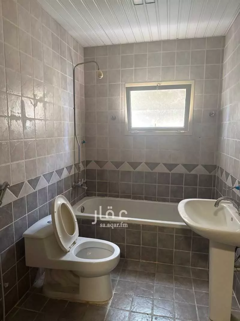 10 bedroom villa in Ash Shati Al Gharbi, Eastern Province 8