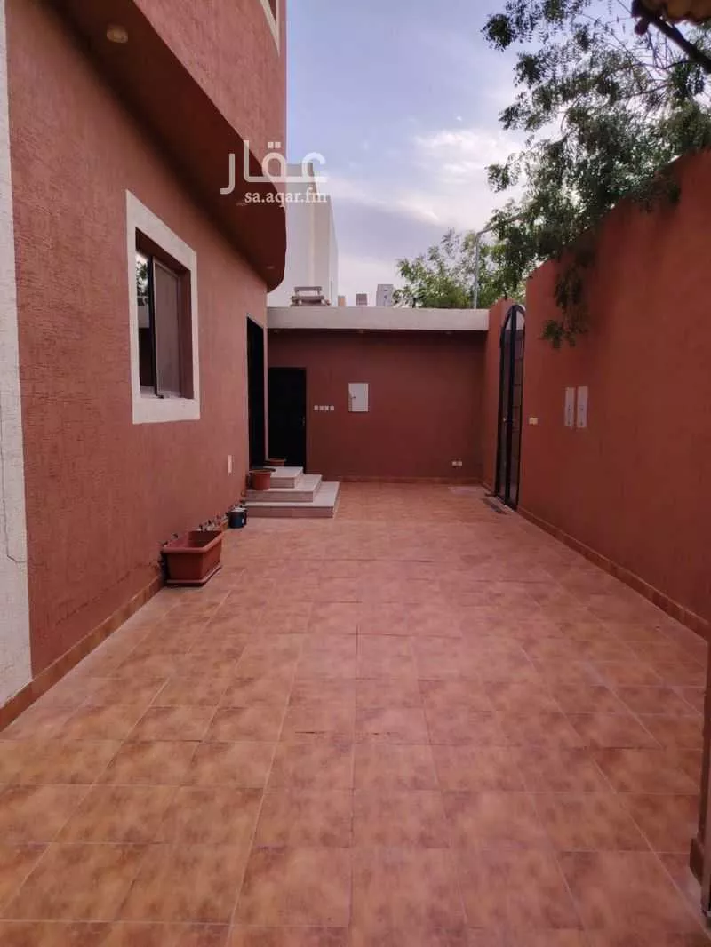 شقة 7 غرف في النرجس 1