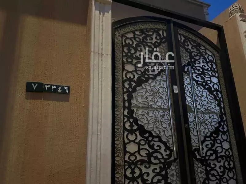 4 bedroom villa in Al Malqa 1