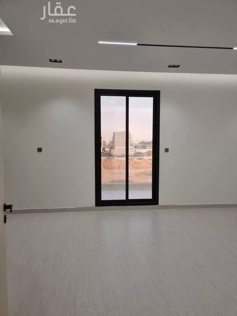 فيلا 5 غرف في الرمال 4