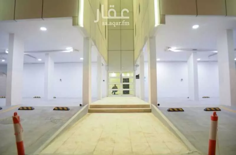 2 bedroom apartment in Al Aqrabiyah, Eastern Province 11