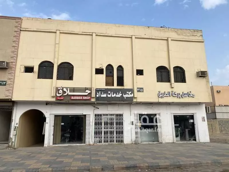 400 sqm building in Ad Dar Al Baida 1