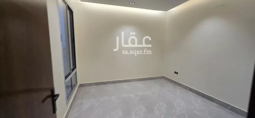 فيلا 5 غرف في ظهرة لبن 3