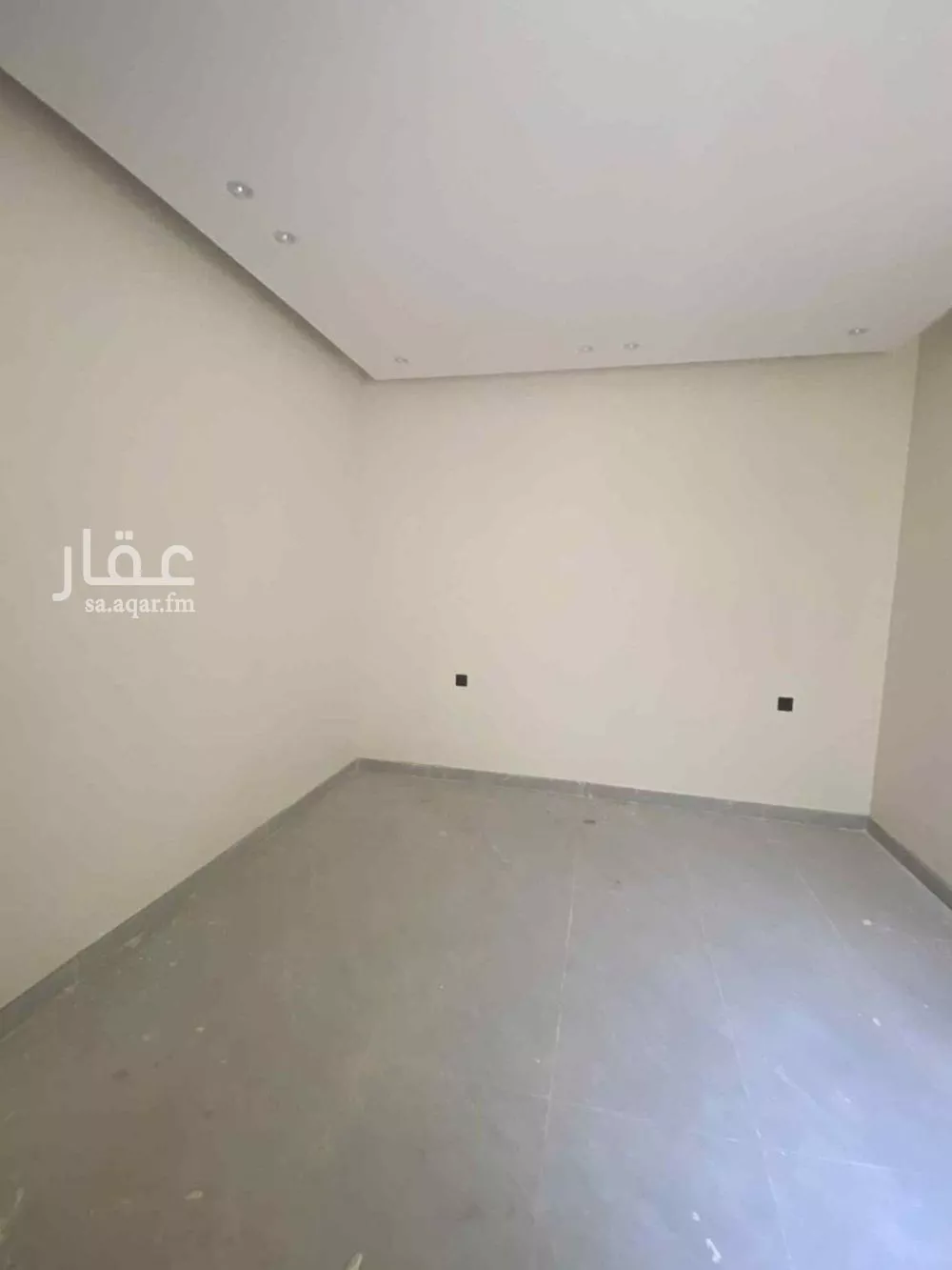 6 bedroom floor in Okaz 2