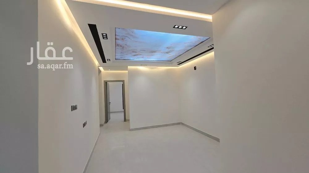 فيلا 4 غرف في طيبة 3