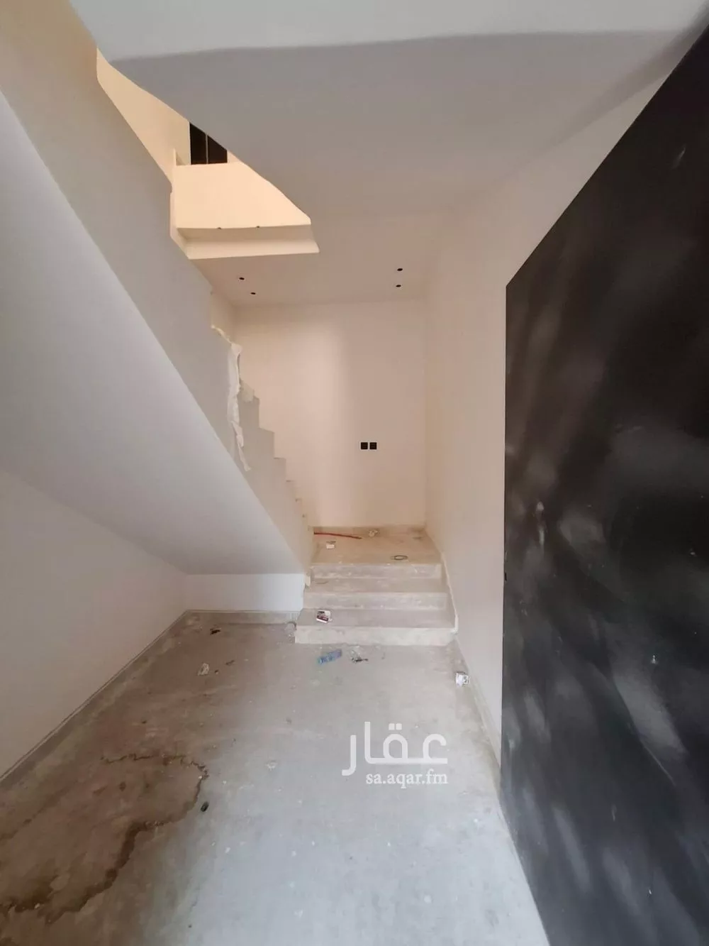 4 bedroom floor in Tuwaiq 5