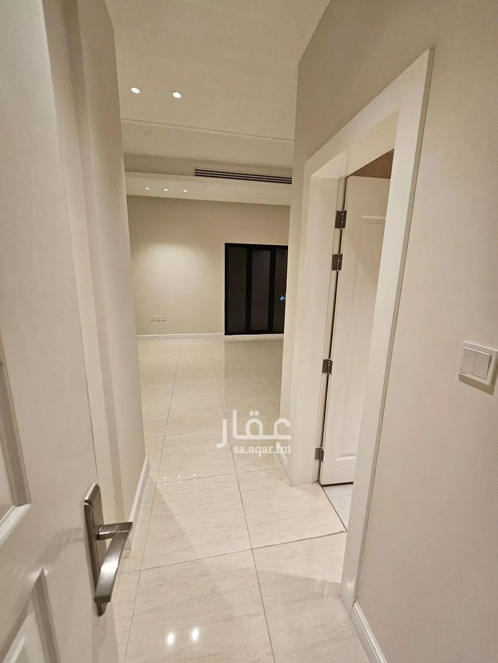 5 bedroom villa in Al Rakah Ash Shamaliyah, Eastern Province 11