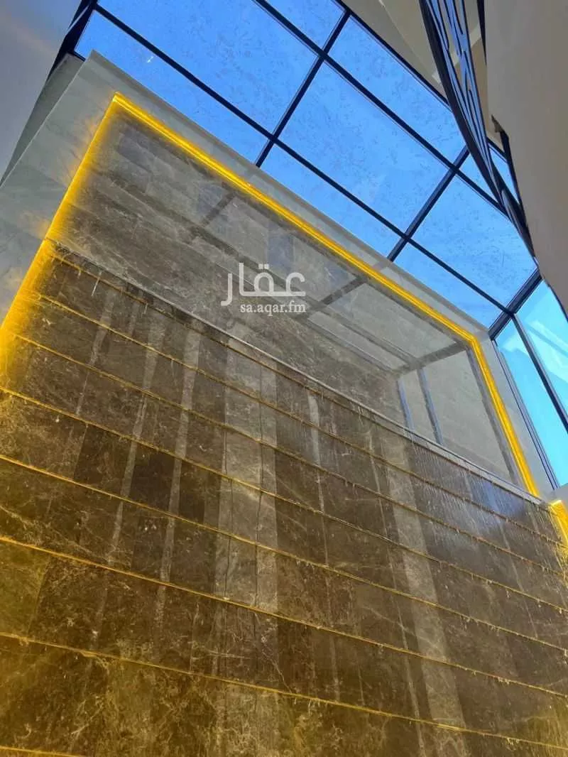 فيلا 5 غرف في النرجس 4