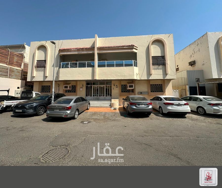 2 bedroom apartment in Al Safaa, Jeddah 9