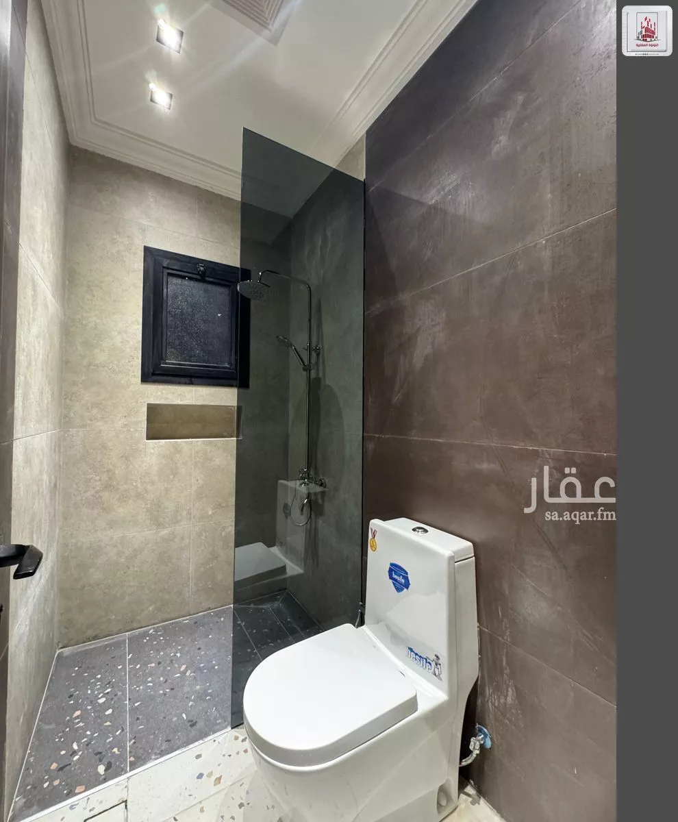 3 bedroom apartment in Al Rabwa, Jeddah 8