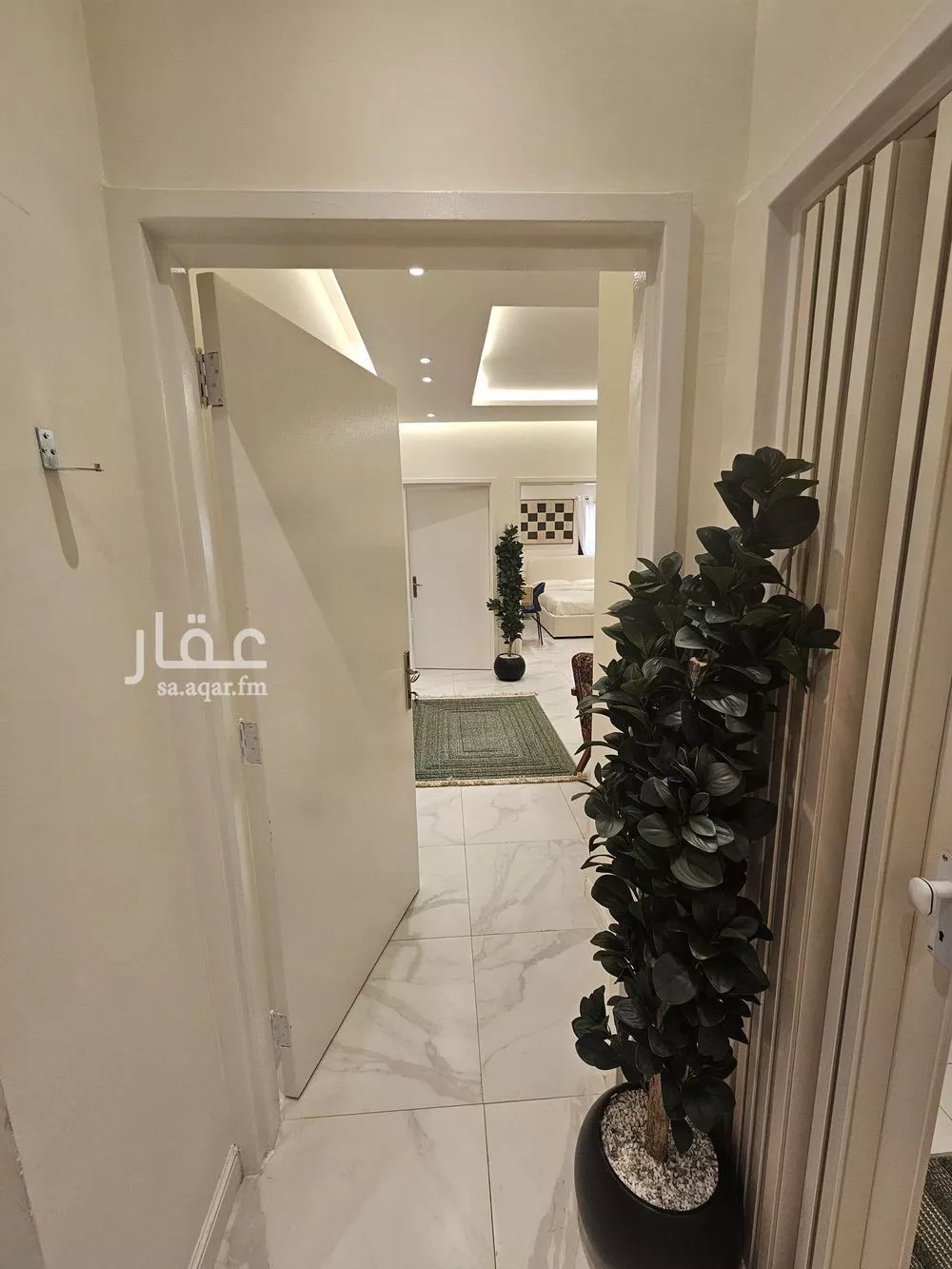 شقة 3 غرف في الروضة 5