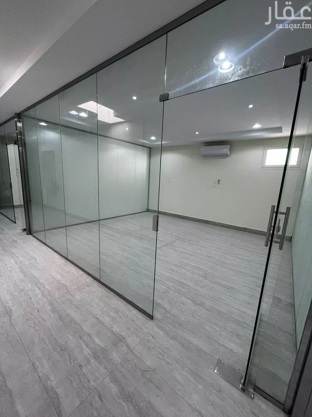 مكتب 785 م² في التعاون 2