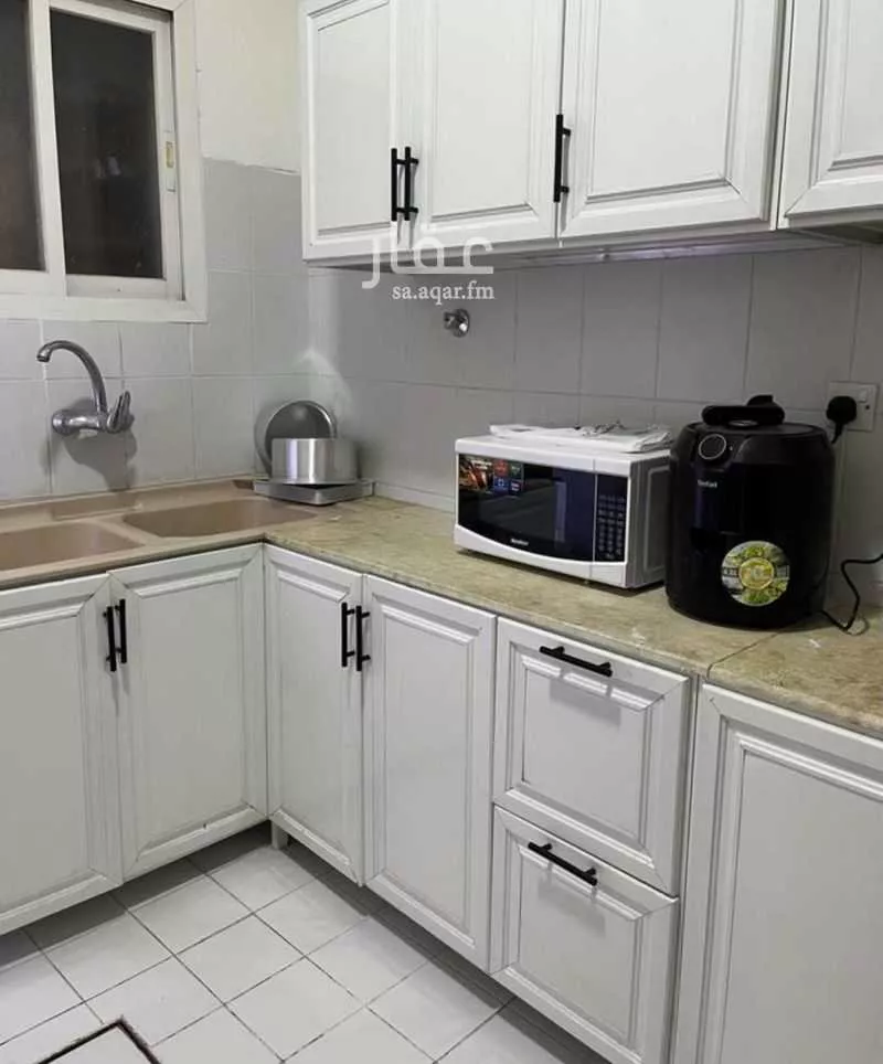 شقة 1 غرف في التعاون 4