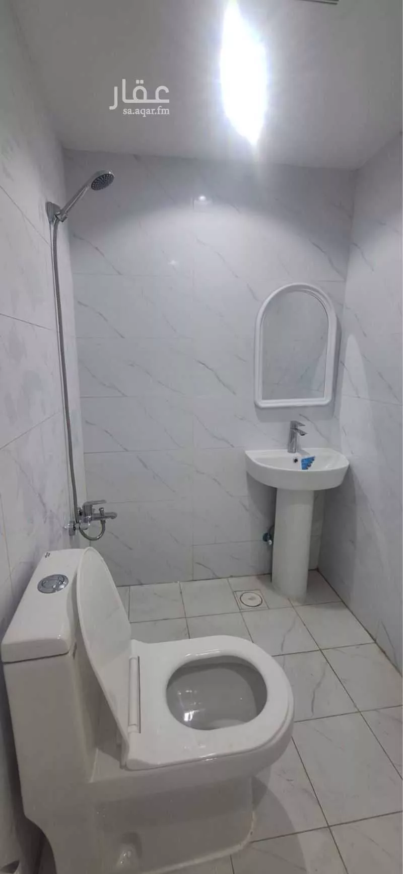 شقة 1 غرف في النزهة 4