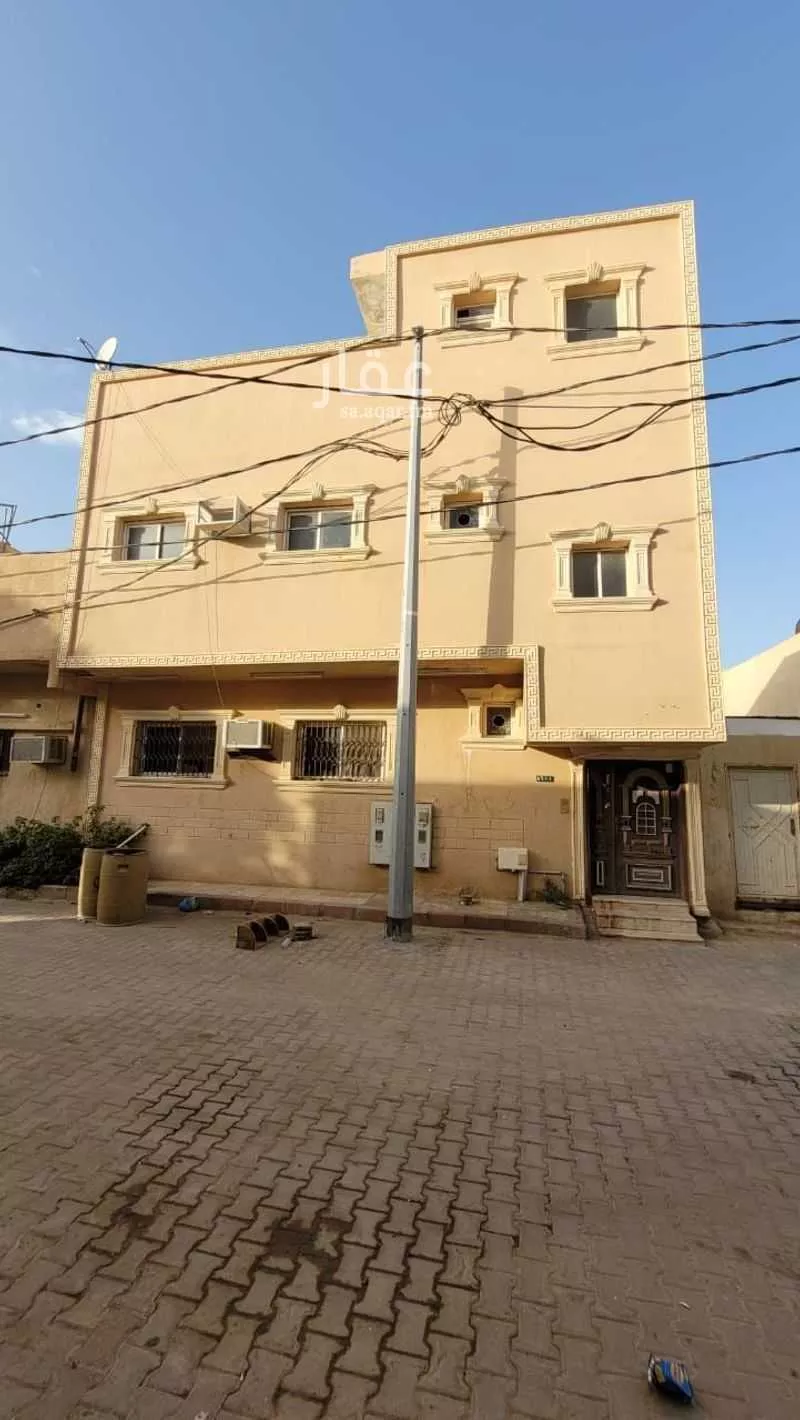 عمارة 105 م² في القيروان 1