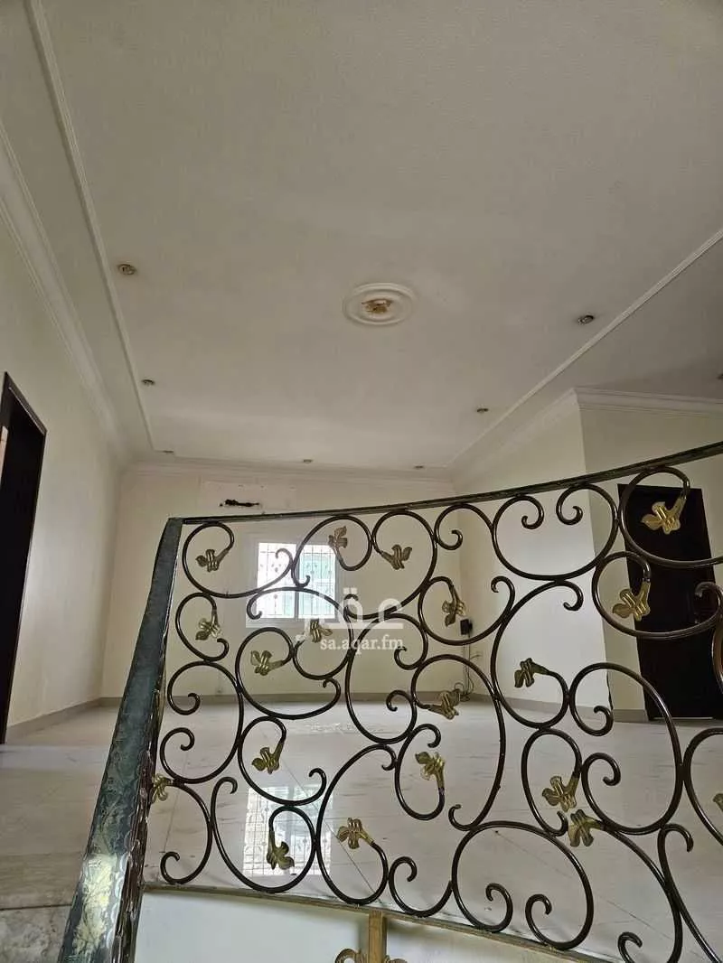 فيلا 7 غرف في الراكة الجنوبية 3