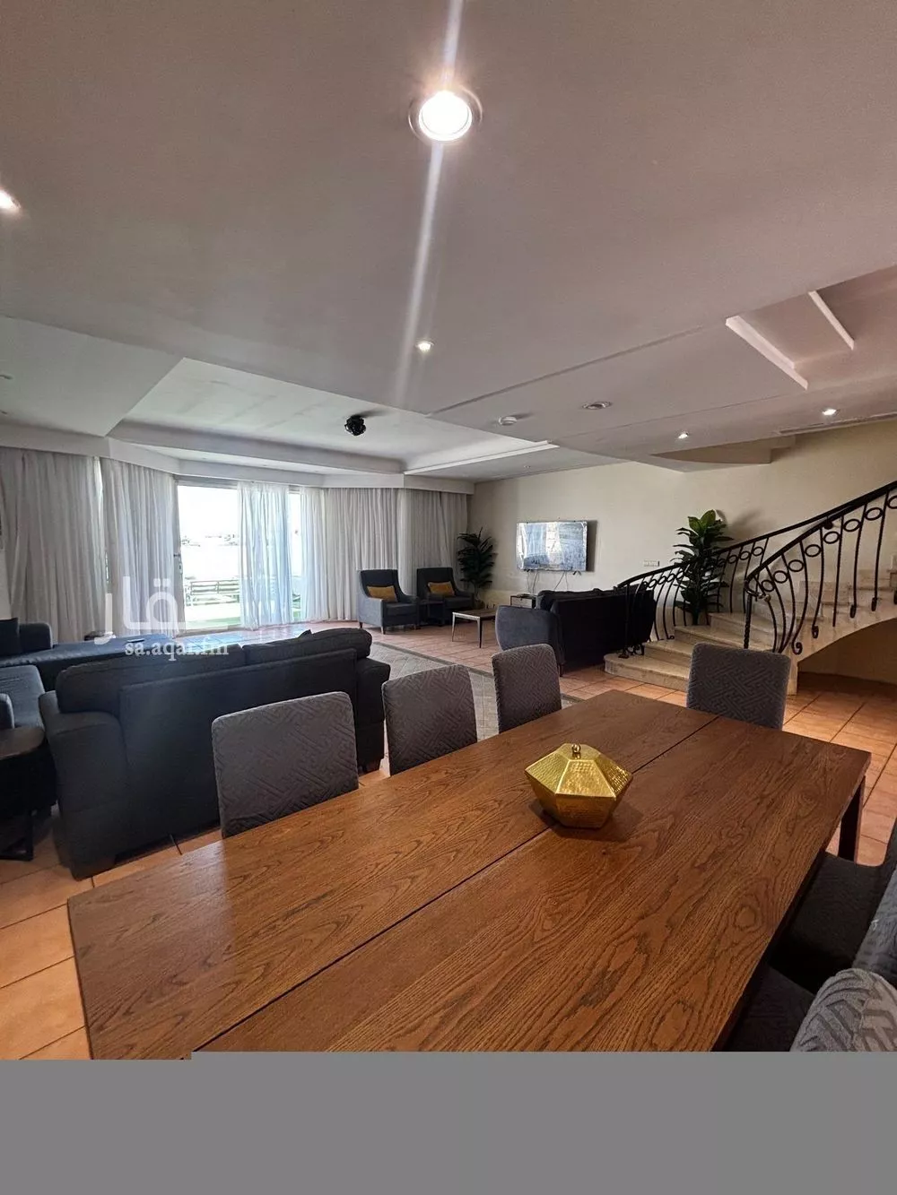 فيلا 4 غرف في الزمرد 2