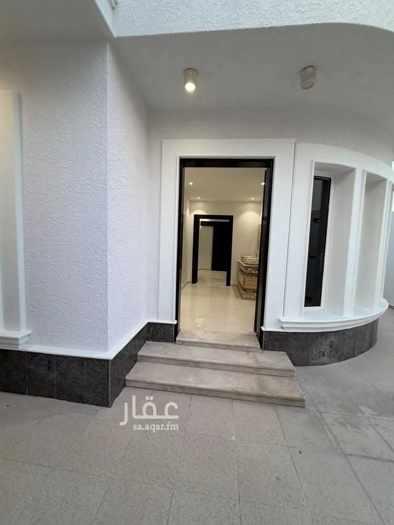 فيلا 5 غرف في العارض 3