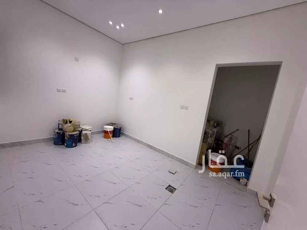 5 bedroom floor in Al Qadisiyah 3