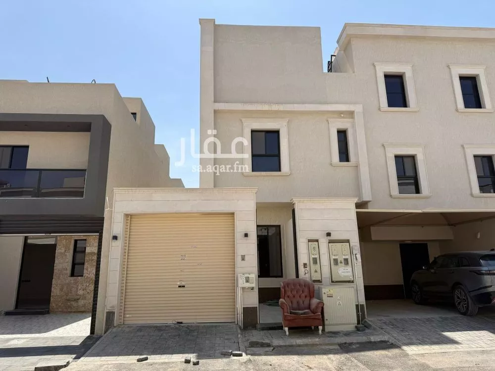 5 bedroom floor in Al Qadisiyah 1