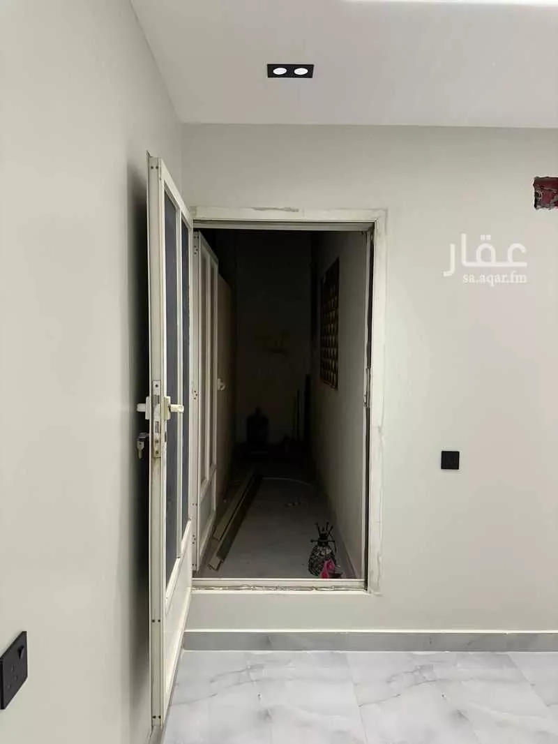 2 bedroom apartment in Shubra, Riyadh 7