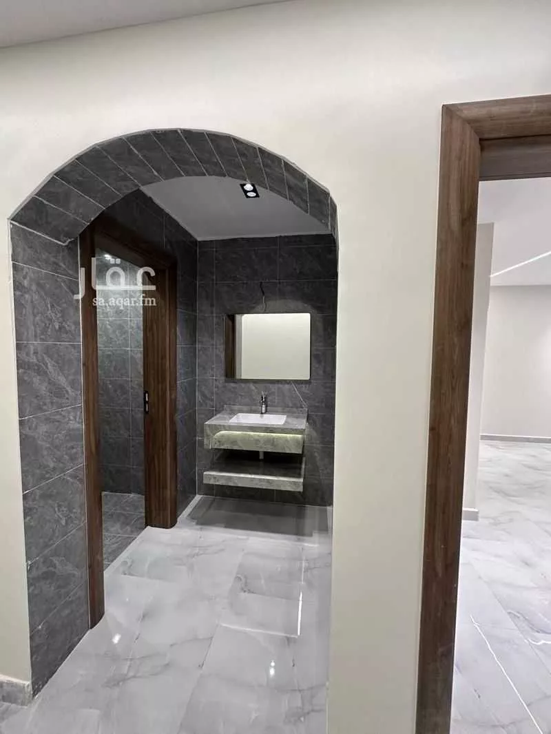 2 bedroom apartment in Shubra, Riyadh 6